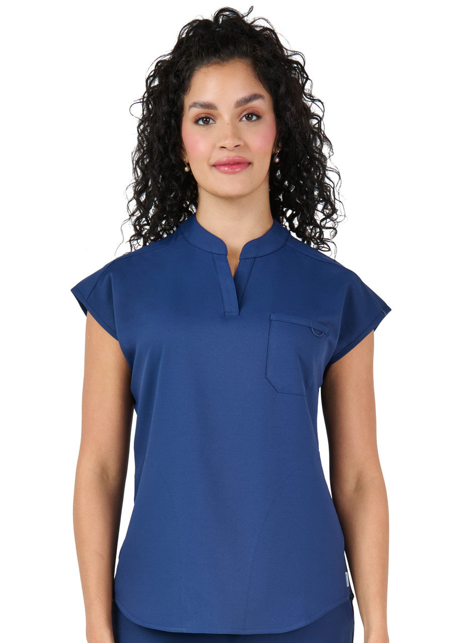 Studio By Zavate Dynamic Top scrub top in navy
