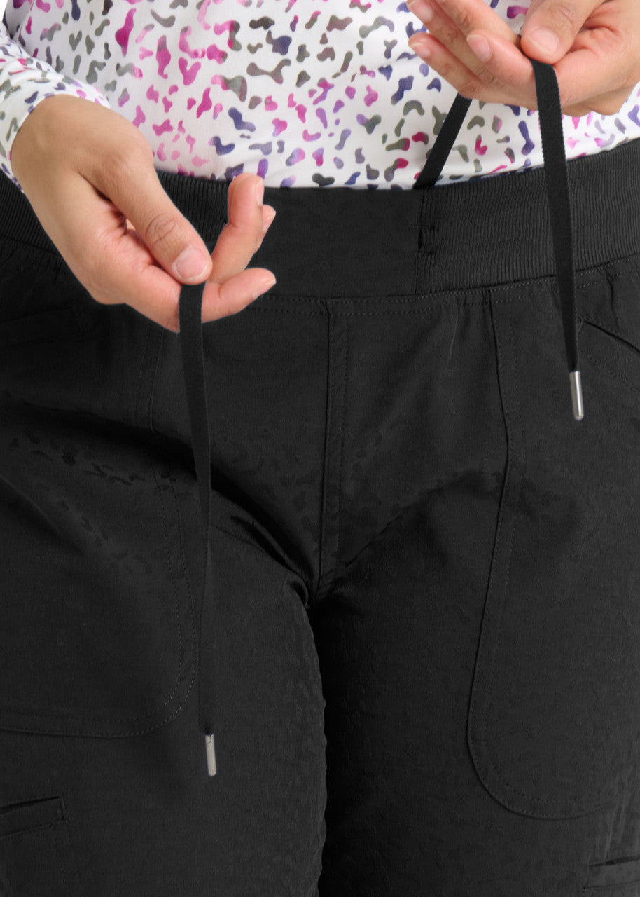 Ava Therese by Zavate Sheba Jacquard Pant scrub pant in black (view 2)